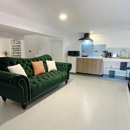 Apartament Sunny With Pool Access - & 5 Min