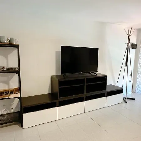 Apartament Sunny With Pool Access - & 5 Min